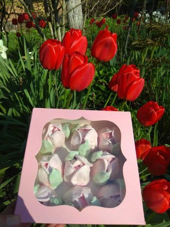 Зефірні тюльпани на 8 березня