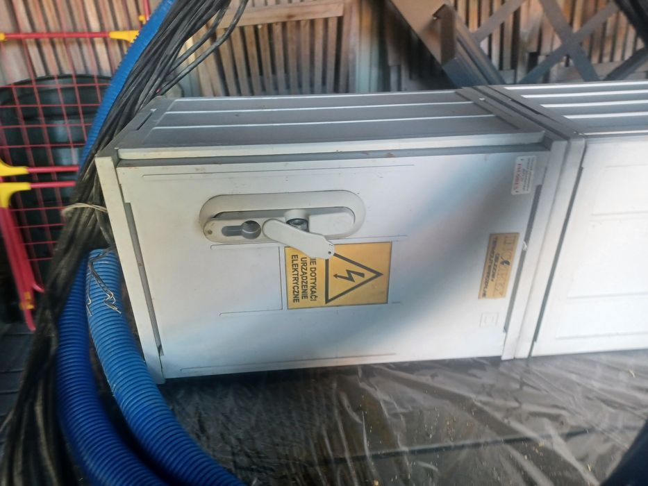 Skrzynka elektryczna  budowlana