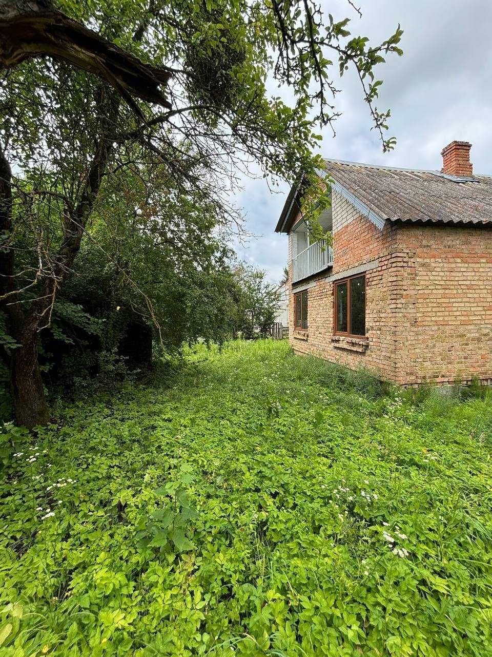 р Будинок 3 кімнати, 6 соток, з балконом і каміном