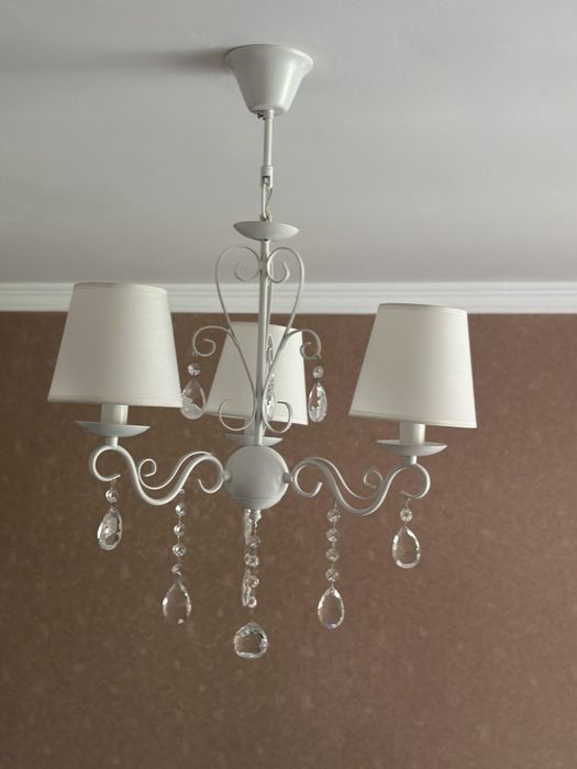 Люстра в спальню чи зал на 3 лампи