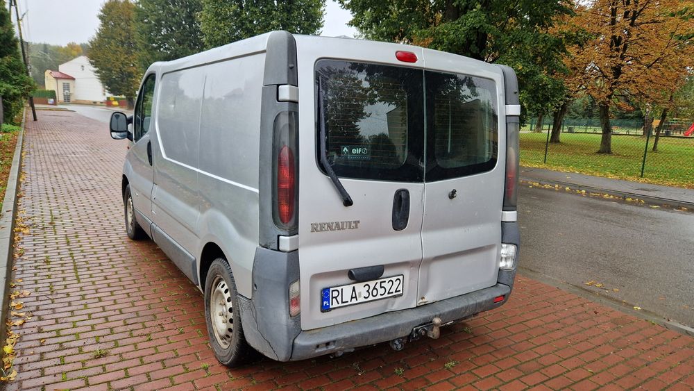 Renault trafic..