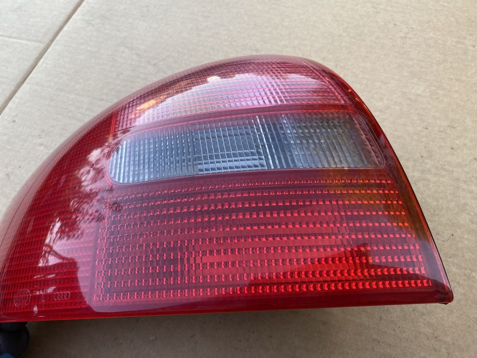 Audi a6c5 a6 c5 sedan lampa tyl lewa