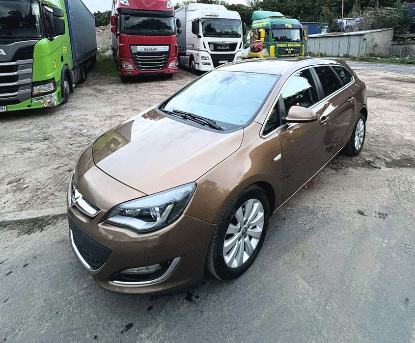 Opel Astra Opel Astra J-Sport Exklusiv 2.0 CDTI • 165 KM • Bi-Xenon • Nowe opony