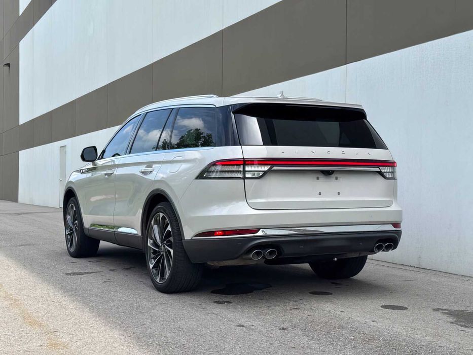 Lincoln Aviator      2020