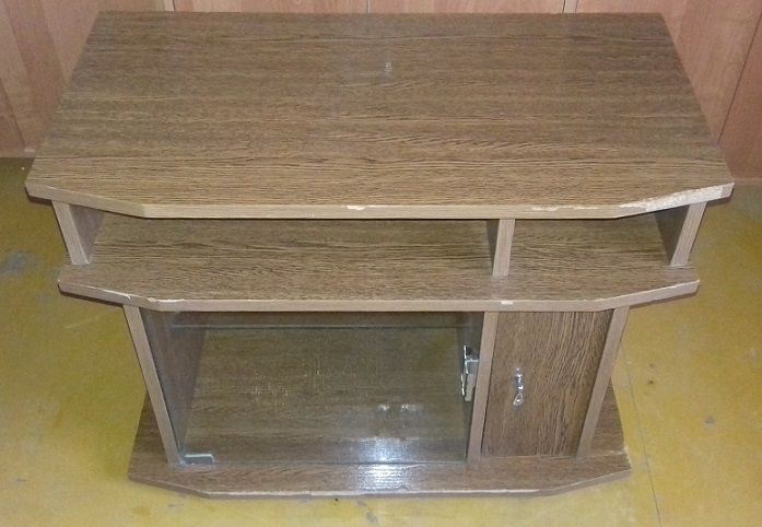 Sprzedam szafkę pod telewizor