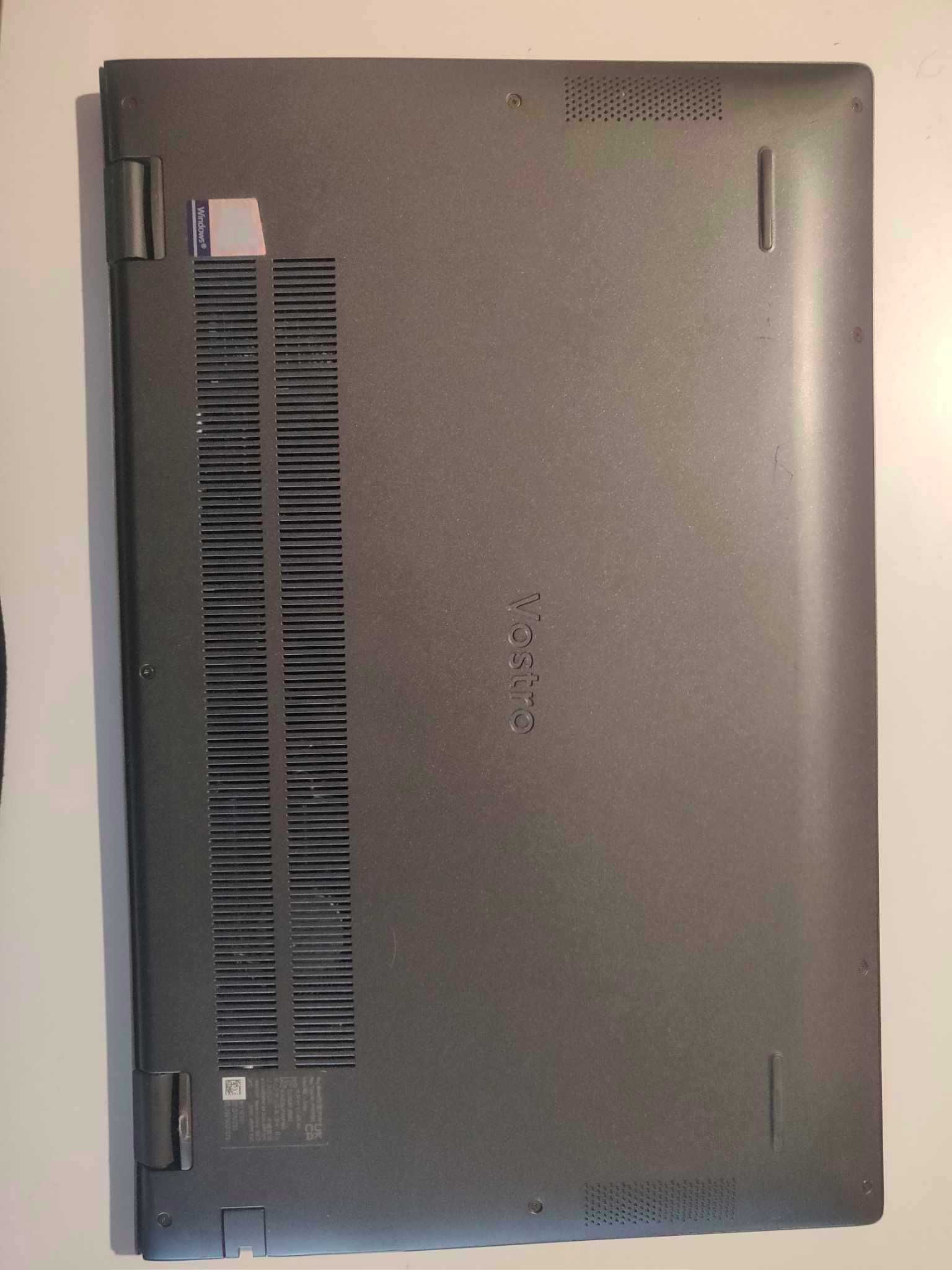 Dell Vostro 5502 i5-1135G7