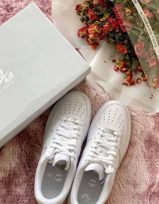 Nike Air Force One Niskie 07
Buty sznurowane w rozmiarze 39