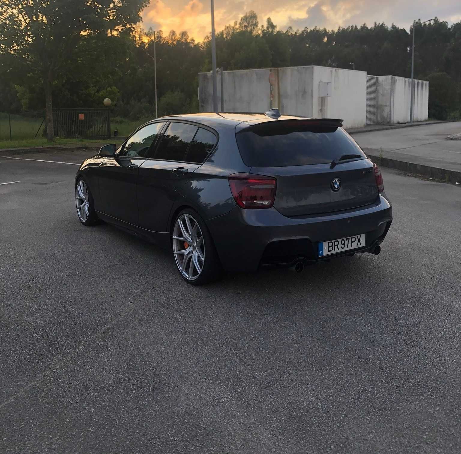 BMW SÉRIE 1 M135i XDrive Auto Pack M Versão Performance