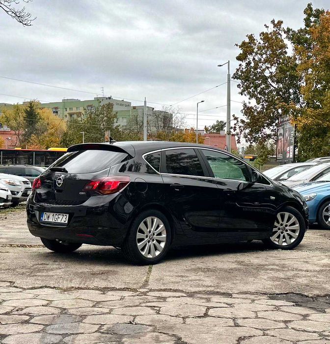 Astra J|1.7D 110KM|Klima|Alufelgi|Hak|Bluetooth|2011