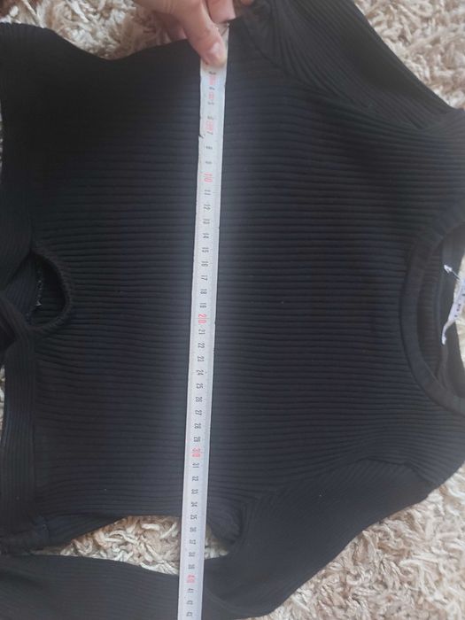 Короткий топ goldi з довгим рукавом