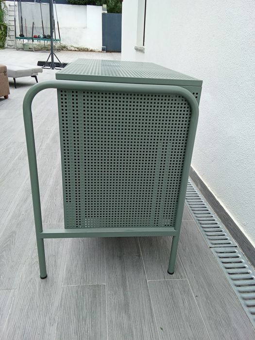 Armário tipo cacifo em ferro com 4 divisões