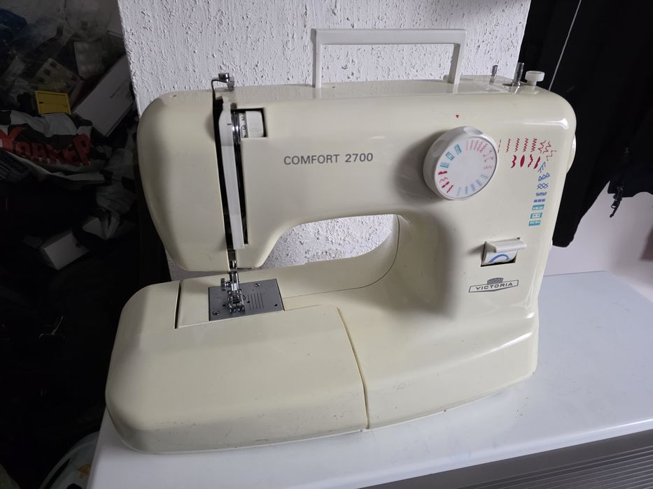 Швейная машинка Benette VICTORIA 2700