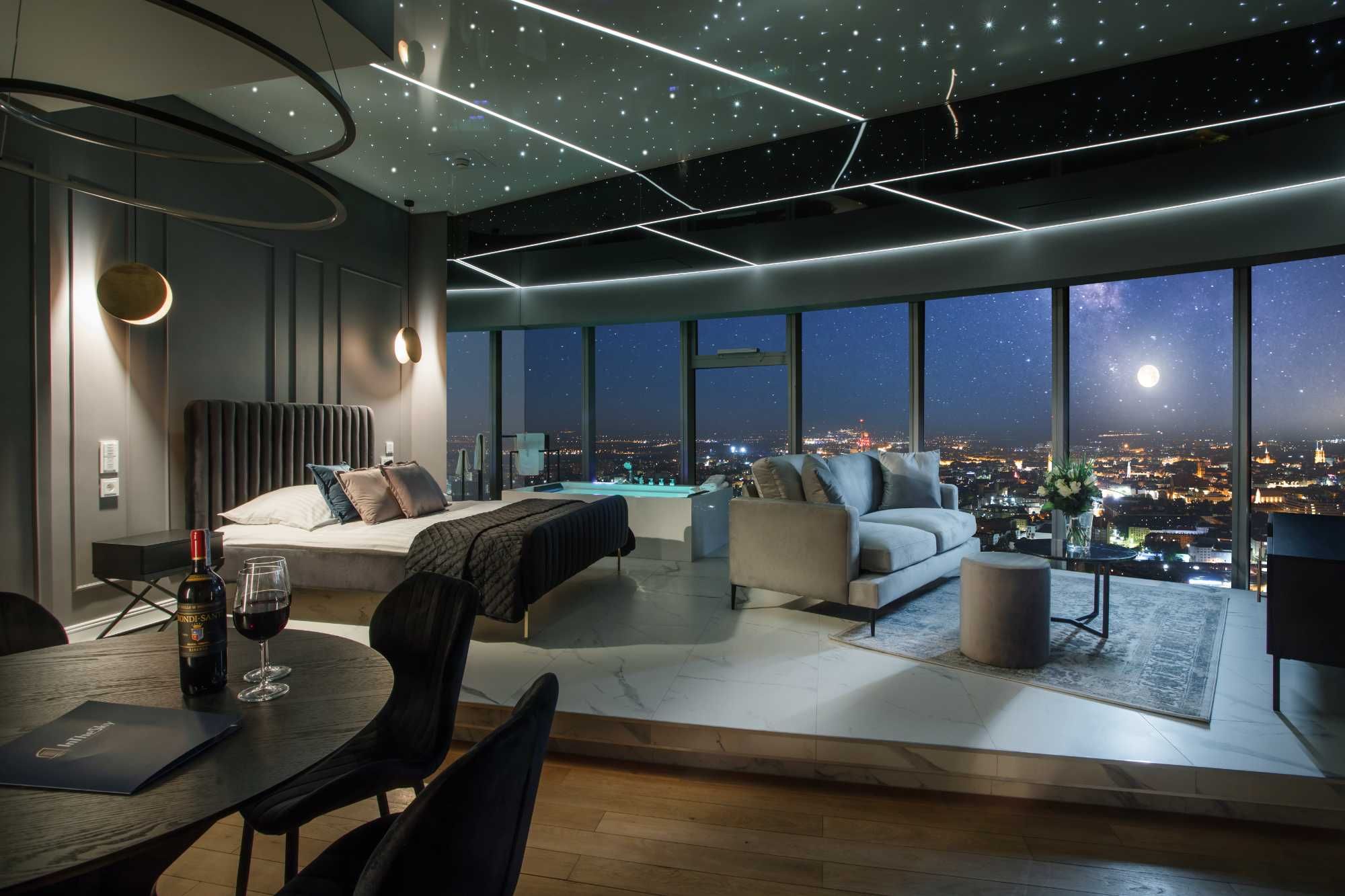 Luksusowy apartament z jacuzzi w Sky Tower