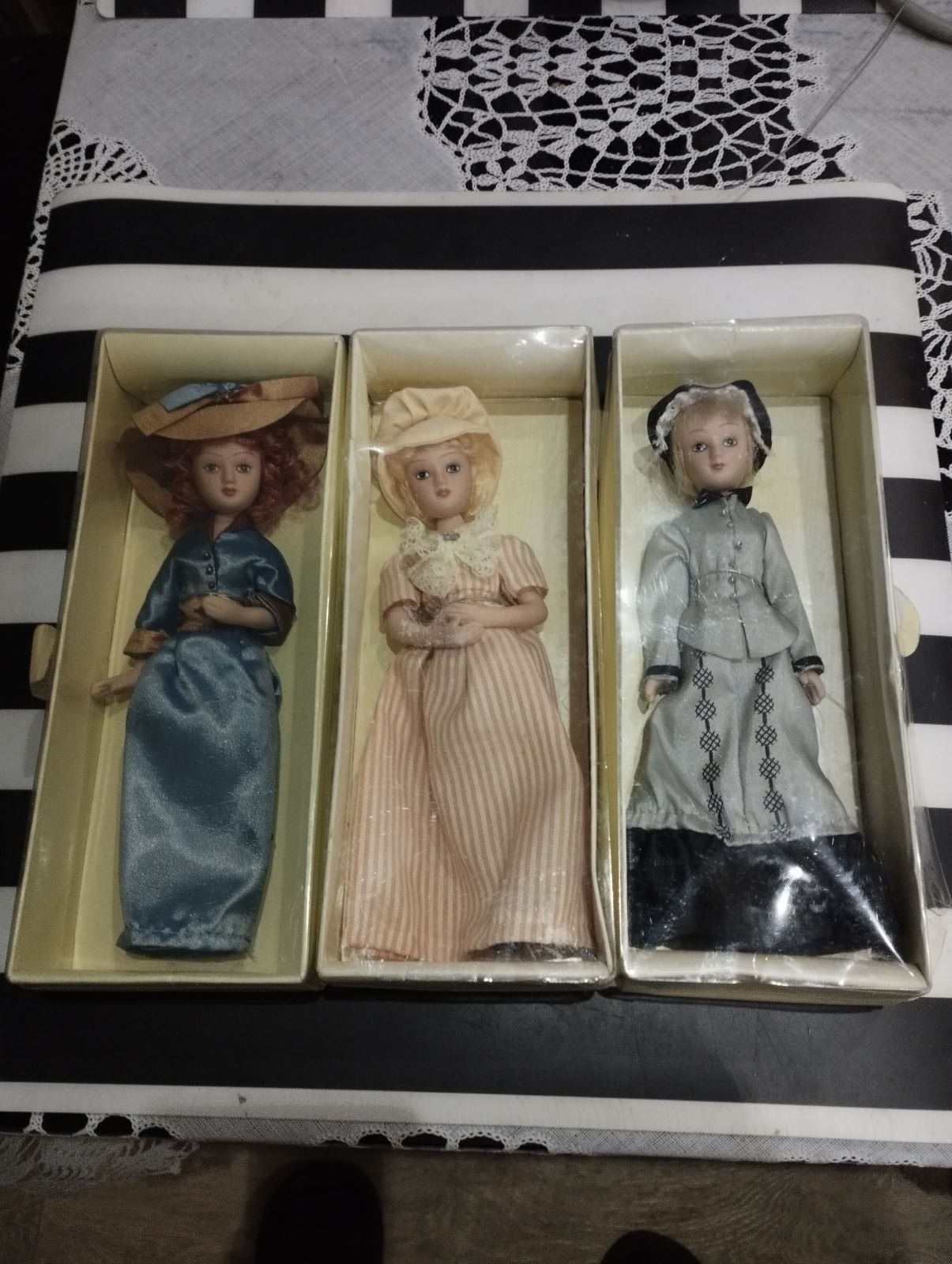Куклы из фарфора,дамы эпохи