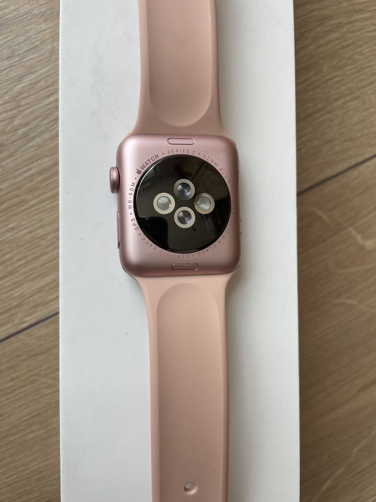 Idealny Apple Watch serii 2 42 mm ROSE GOLD w bardzo dobrym stanie!