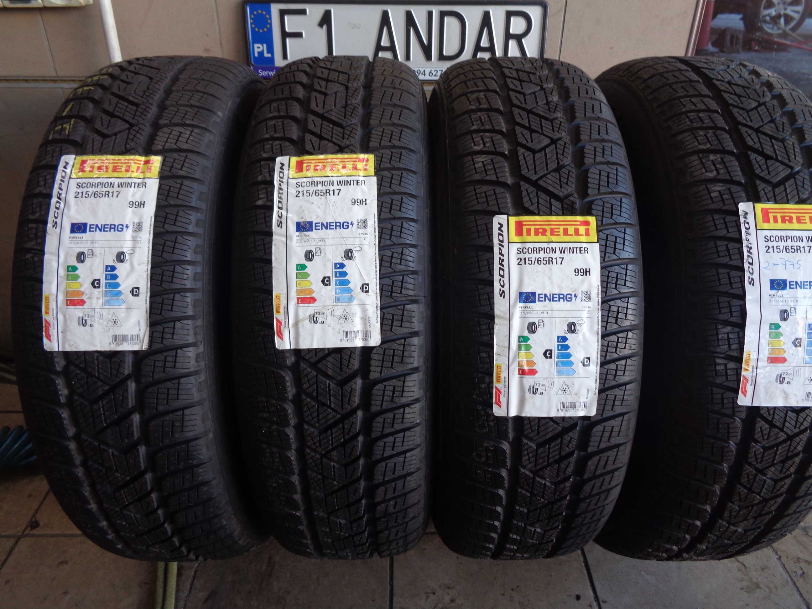 Nowe 215/65R17 PIRELLI Scorpion Winter , Opony Zimowe , ANDAR