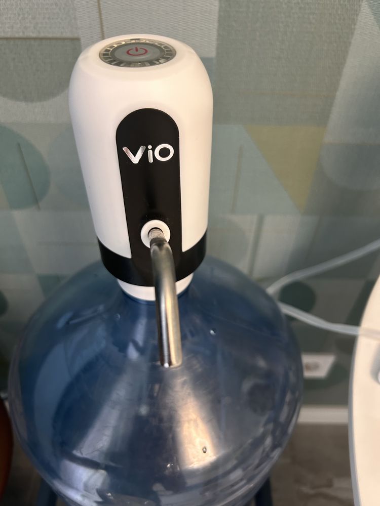 Помпа для воды автоматическая на аккумуляторе Vio