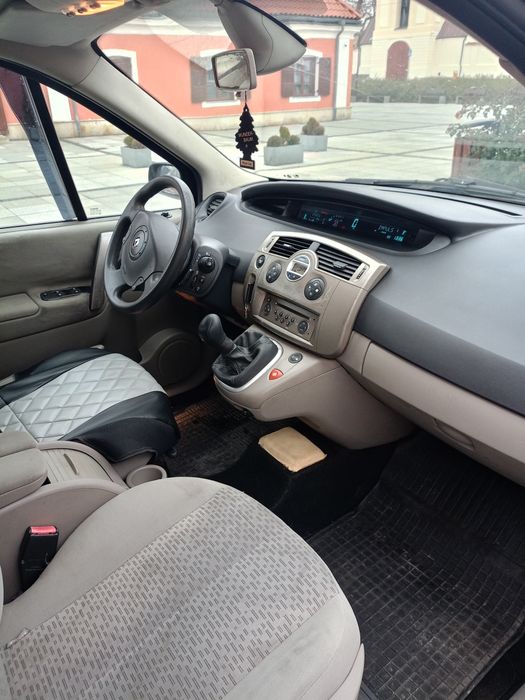 Scenic 2006r 1.6B 115KM, hak, panorama, tempomat, PT/OC 12.11.2026