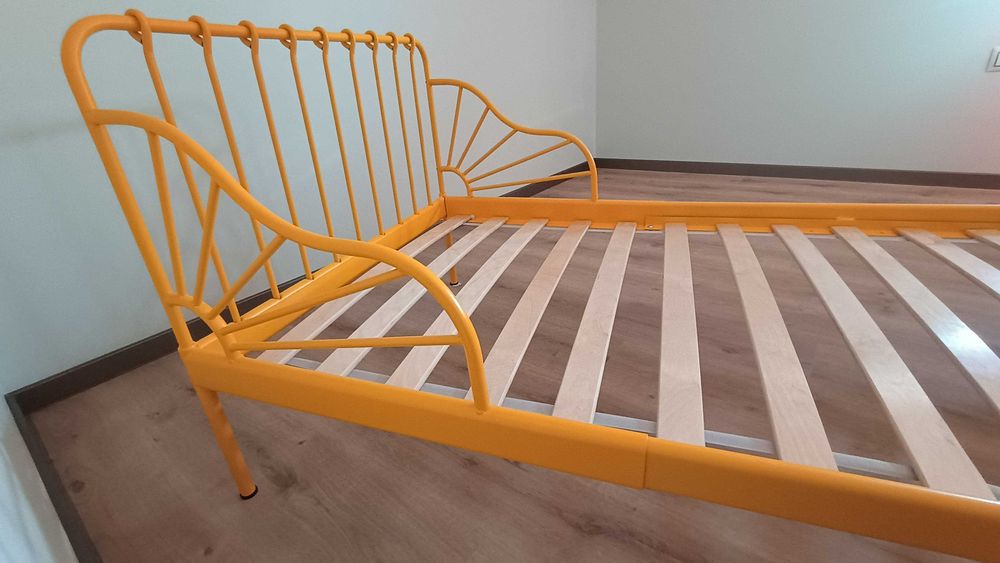 łóżko rozsuwane Ikea MINNEN z materacem piankowym VIMSIG