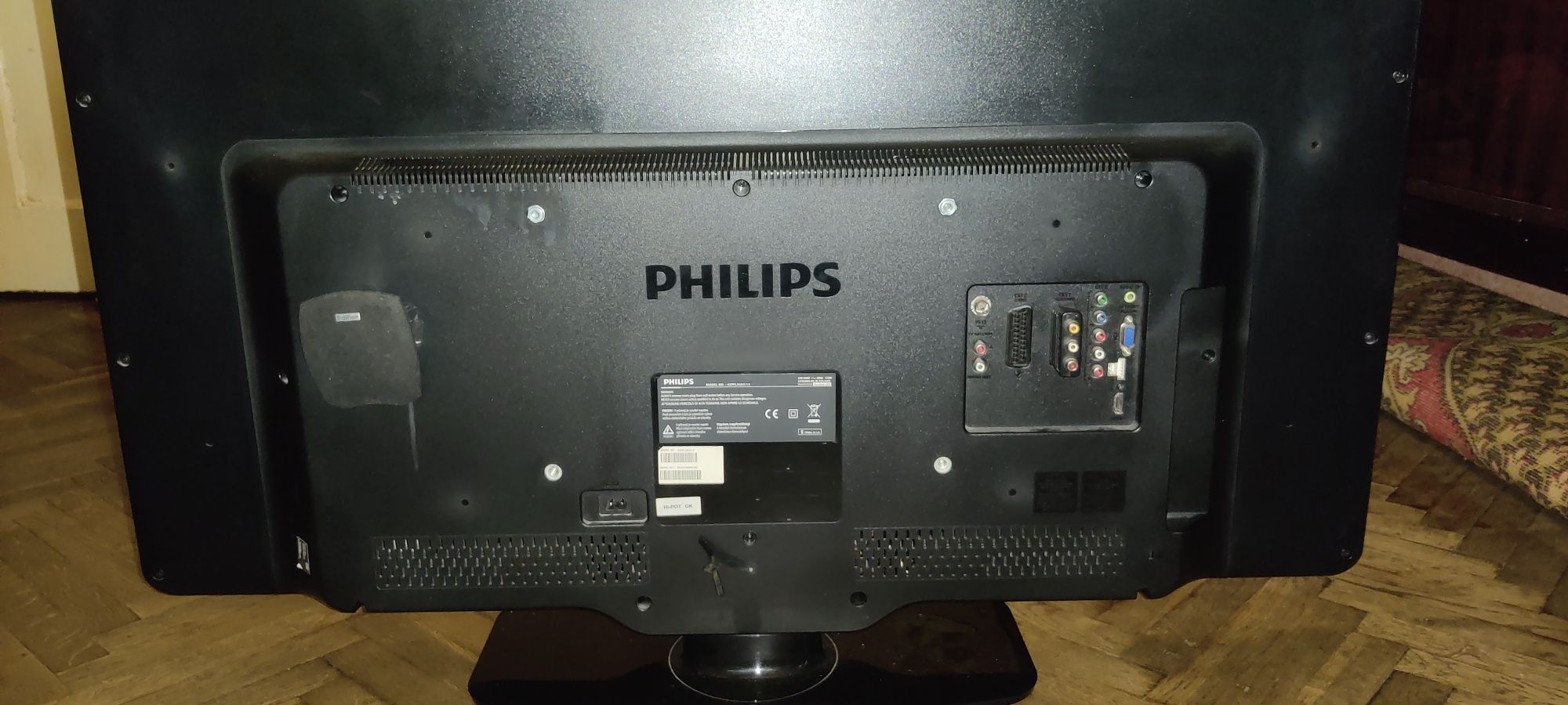 Телевизор Philips 42 д