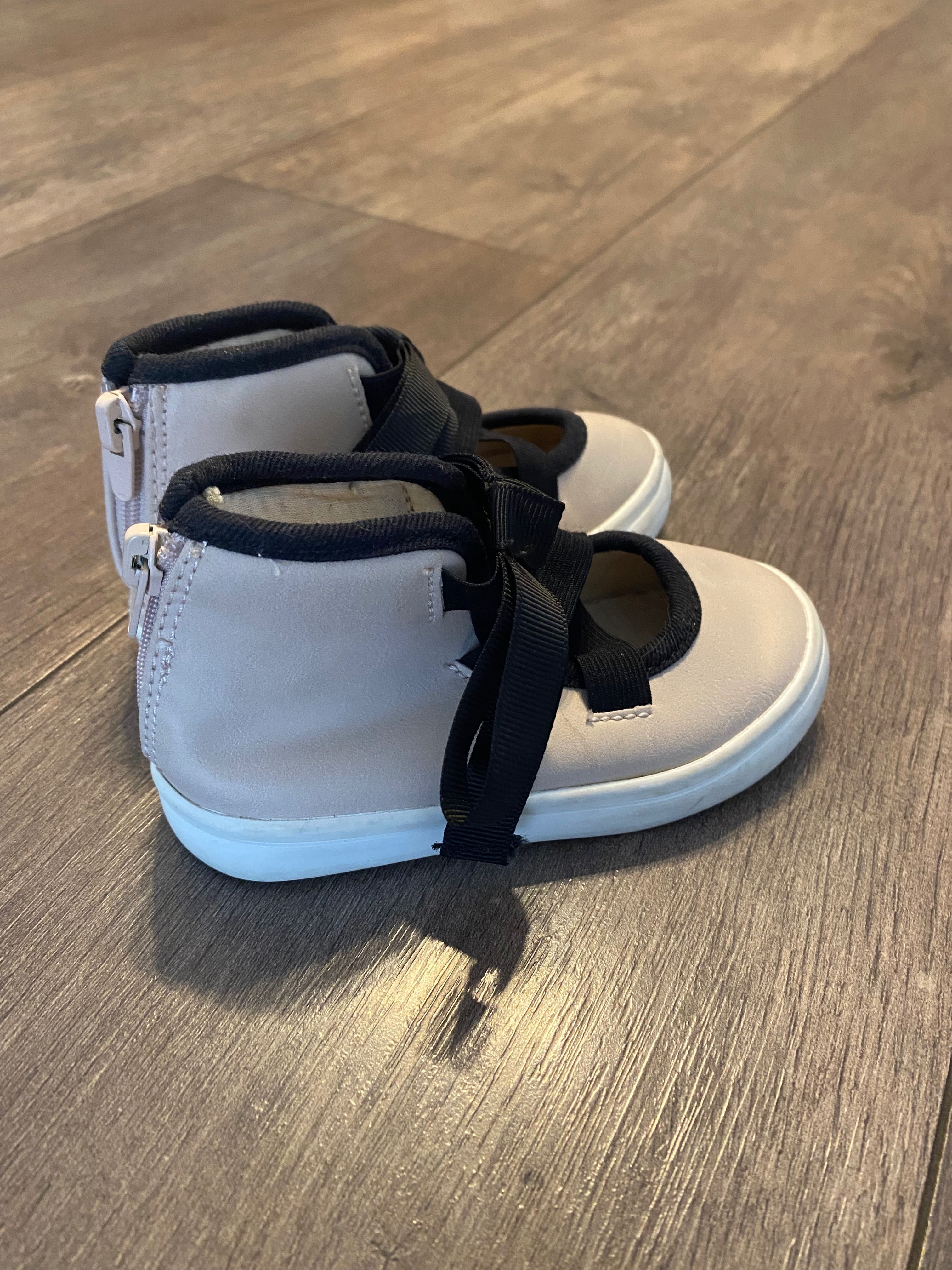 Zara rozmiar 20 idealny stan