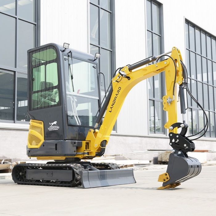 Minikoparka 1.8T pełna kabina