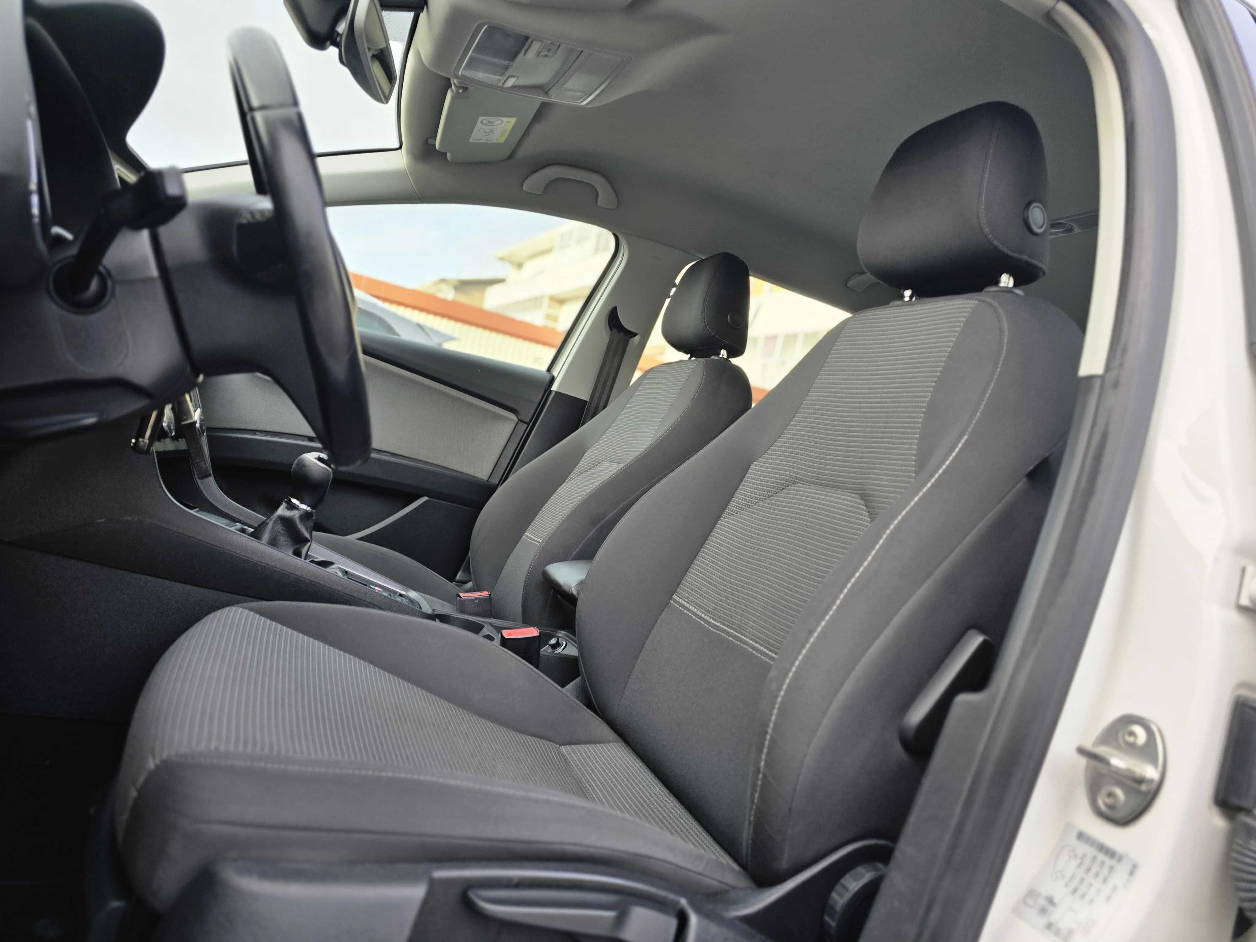 SEAT LEON ST FR 5F FACELIFT 1.6TDI 116CV "LOOK CUPRA"