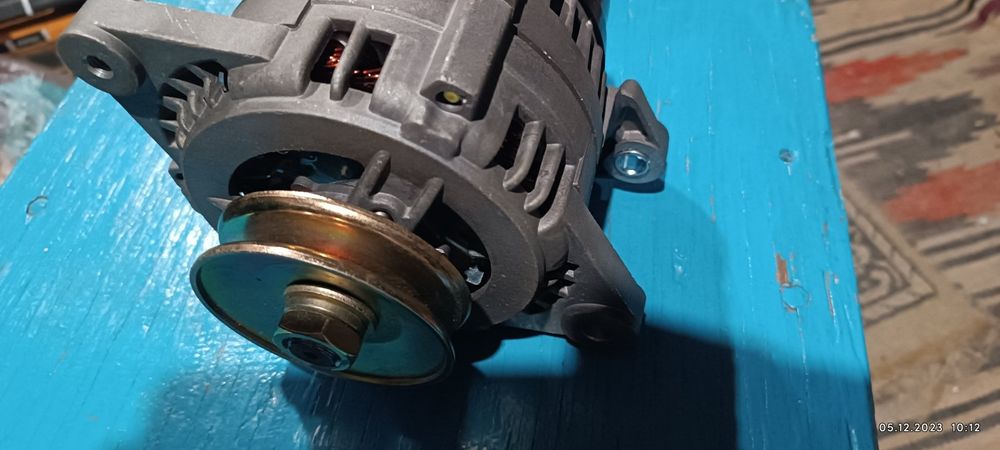 Геніратор автомобільний 73А