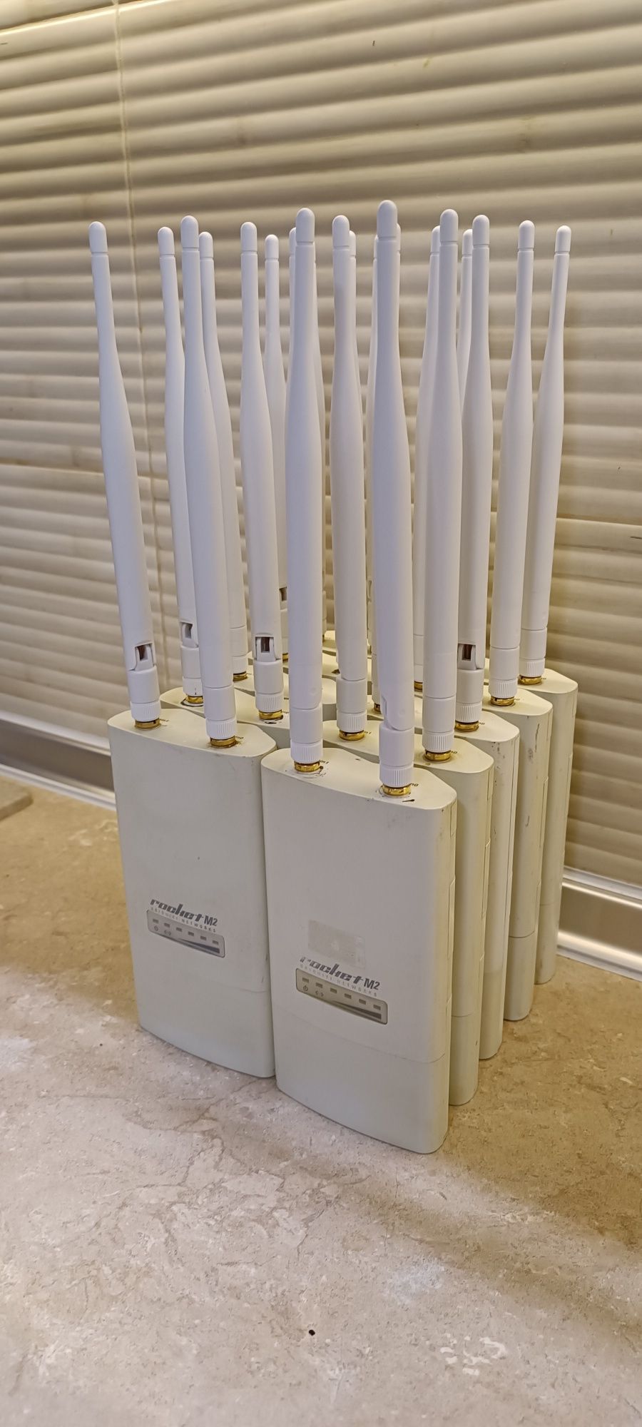 Влагозащищенная Wi-fi точка доступаМ5 c блоком РОЕ