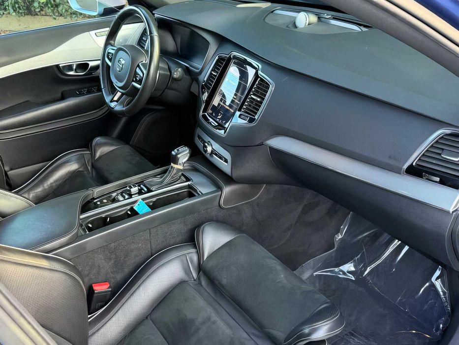 Volvo XC90 T6 R-Design      2017