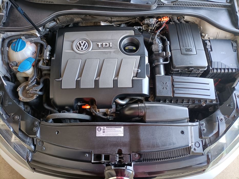 Volkswagen Golf 2011 р. 1.6TDI