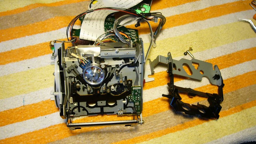 Magnetofon cyfrowy DAT Sony DTC-57ES