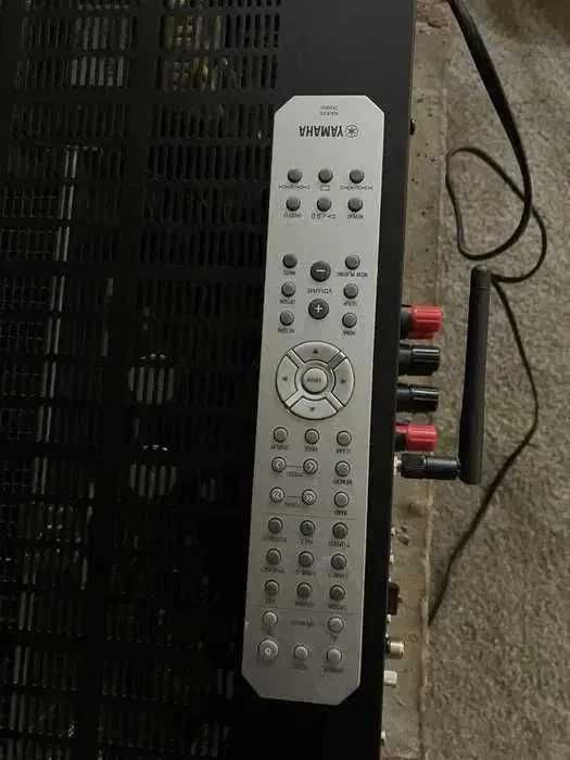 amplificador com streamer yamaha R-N303D