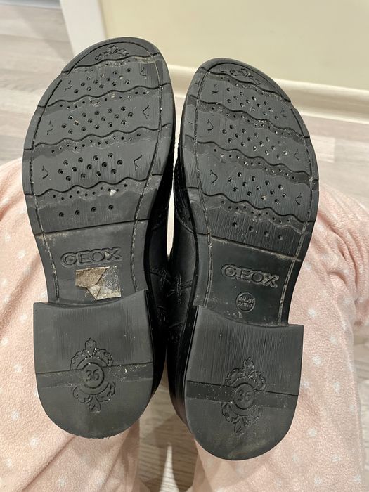 Чоботи Geox шкіряні, 36 розмір.