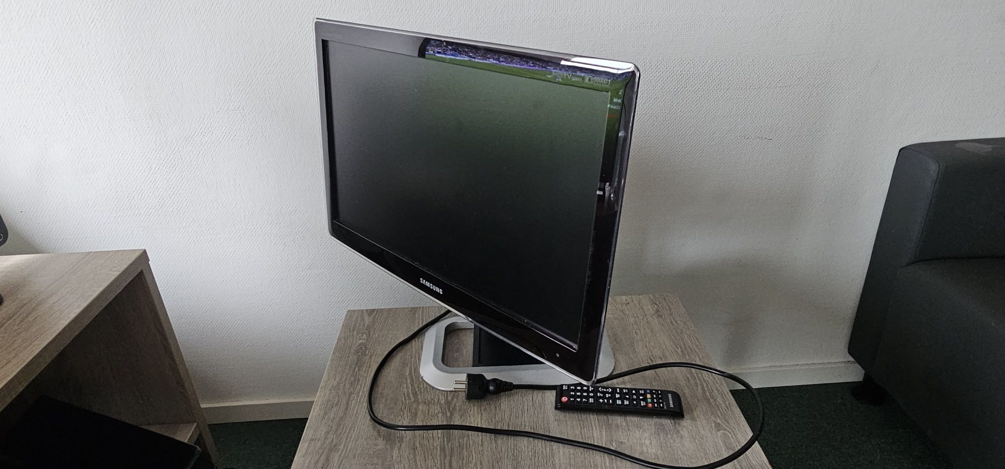 Monitor LCD Samsung SyncMaster 24 "