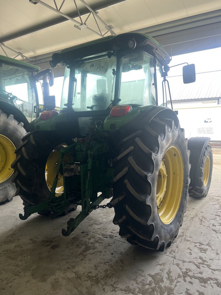 John Deere 6130D