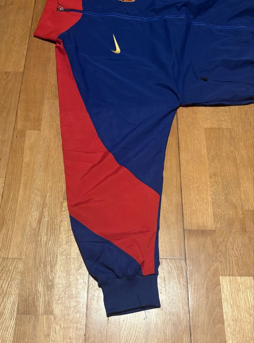 Nike - Casaco Barcelona 24/25 - Tamanho L