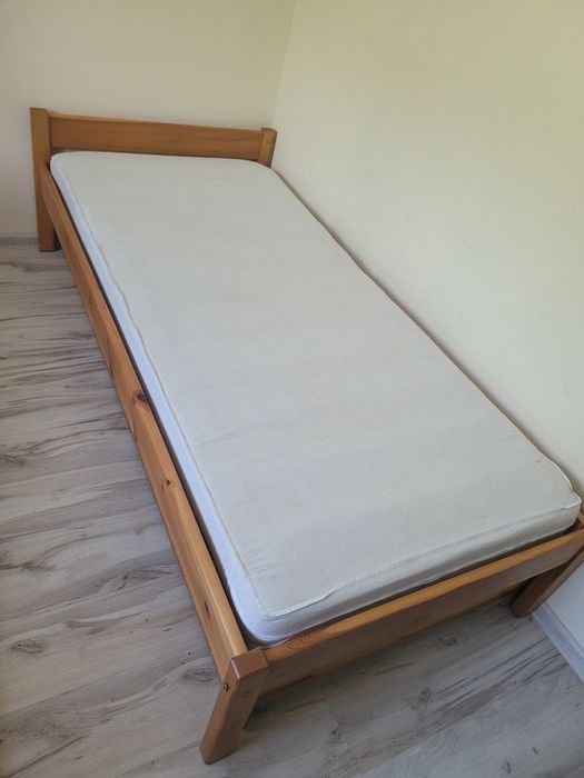 Łóżko sosnowe 90x200