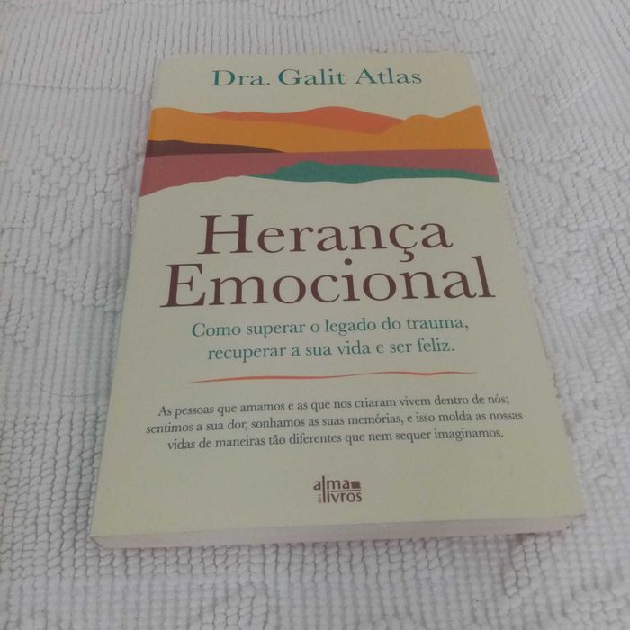 Quebrar o ciclo de Mariel Buqué + 3 livros