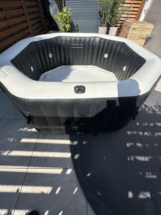 Intex 6 osobowe wanna dmuchana