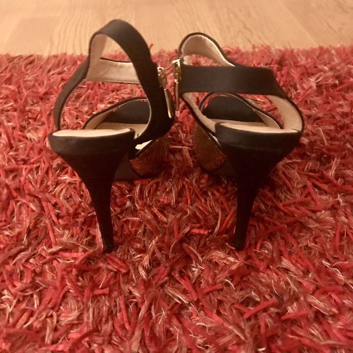 Sapatos/sandálias Zilian douradas