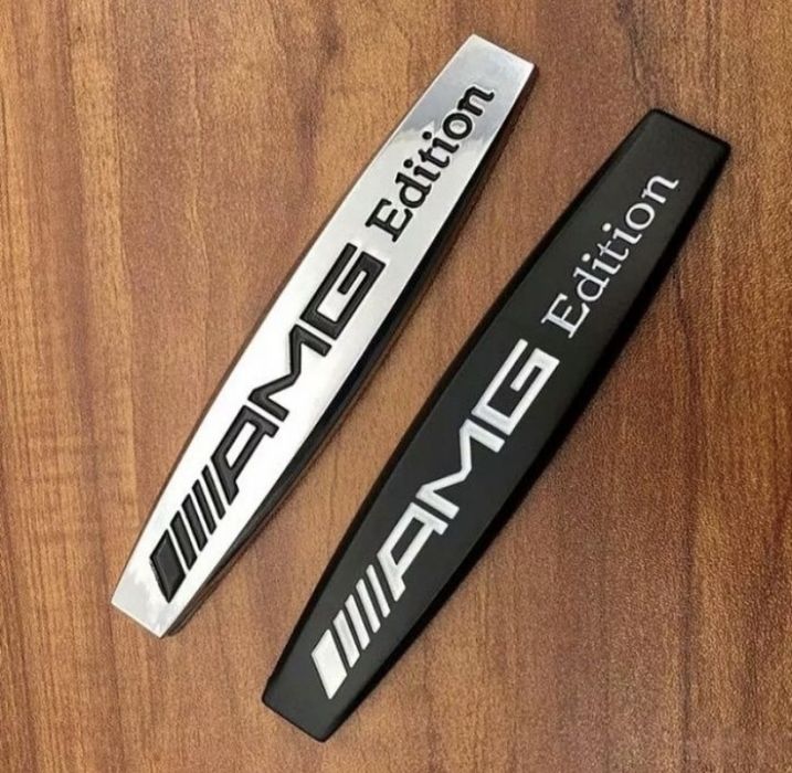 Emblema Mercedes AMG