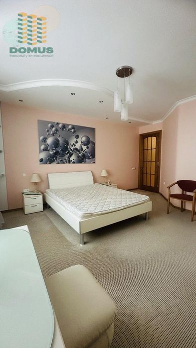 Продам 3 комн ЖК Титаник ул.Тенистая/ Солнечная / Генуэзская. Аркадия