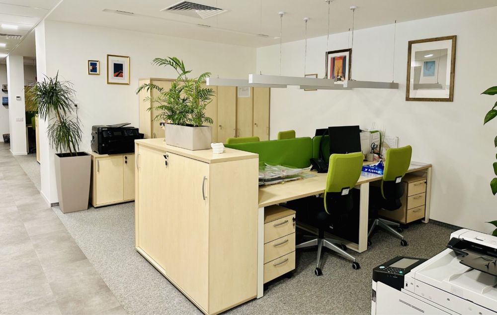 Офис центр Олимпийски ул Еспанадна Шота Руставели спортивная площадь