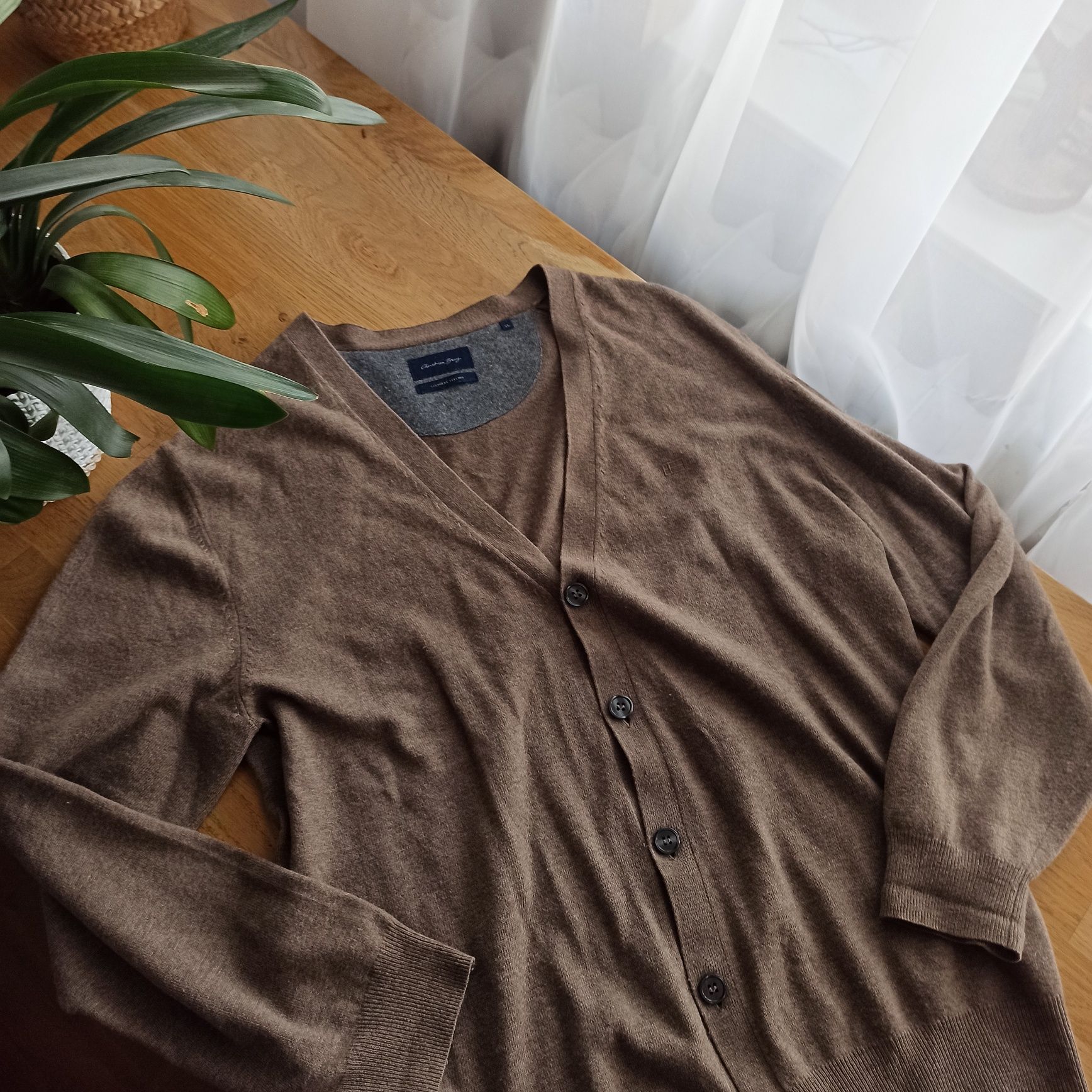 Męski kardigan kaszmirowy wełniany brązowy V-neck, unisex, modułowa sz