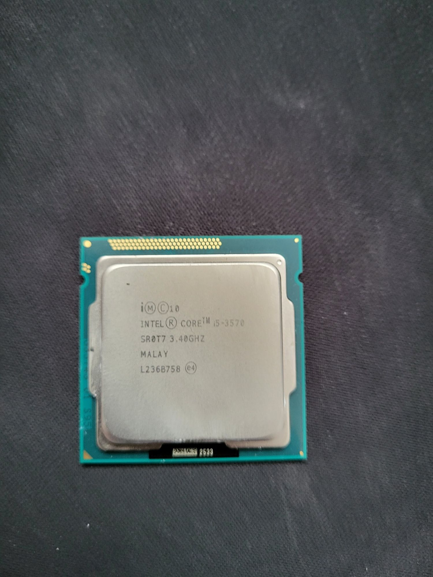 Asus P8B75-V + INTEL CORE I5-3570
