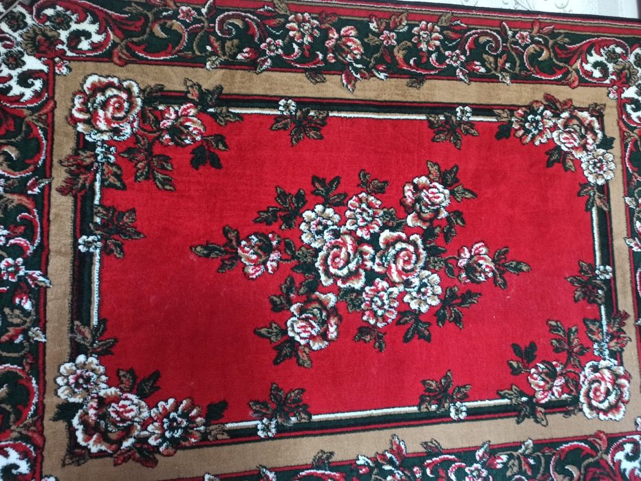 Два килима (в додатку є ще 4)