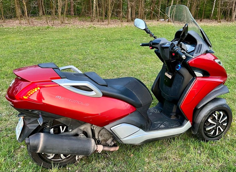 Skuter metropolis 400