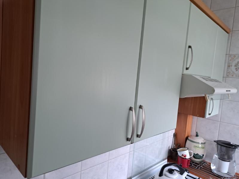 Meble kuchenne z pikarnikiem i okapem