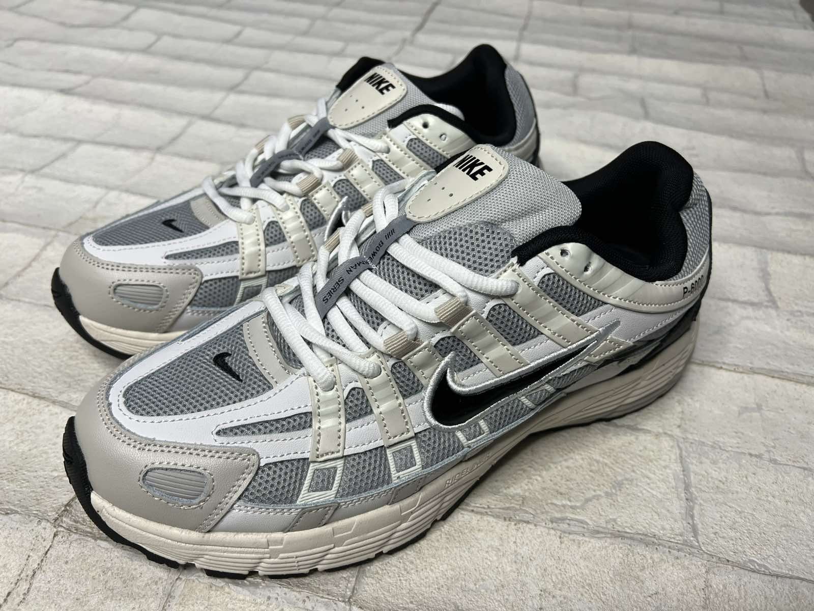 Кроссовки Nike белые с серым р6000-2
